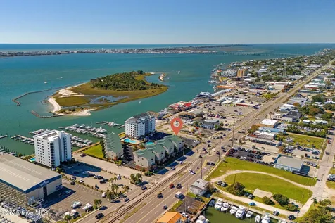 104 S 3rd Street Morehead City NC 28557