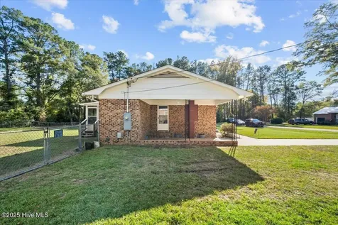 106 Starlight Drive Rockingham NC 28379