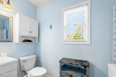 307 Bay Circle North Topsail Beach NC 28460