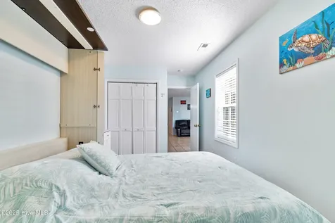 307 Bay Circle North Topsail Beach NC 28460