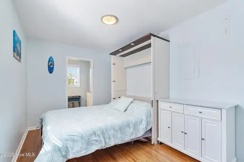 307 Bay Circle North Topsail Beach NC 28460
