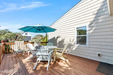 307 Bay Circle North Topsail Beach NC 28460
