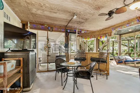 307 Bay Circle North Topsail Beach NC 28460