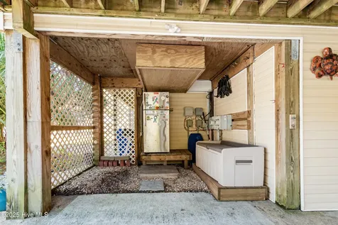307 Bay Circle North Topsail Beach NC 28460