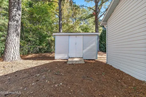 984 Myrtle Court Calabash NC 28467