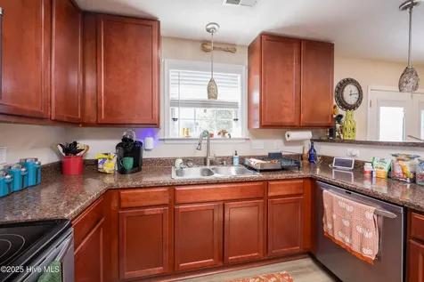 21 Northgate Lane Clinton NC 28328