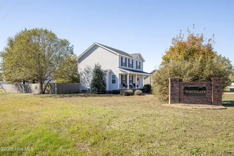 21 Northgate Lane Clinton NC 28328