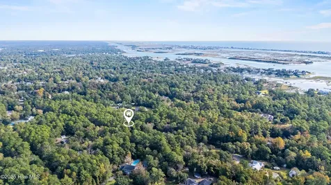 6216 Fox Run Road Wilmington NC 28409