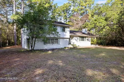 6216 Fox Run Road Wilmington NC 28409