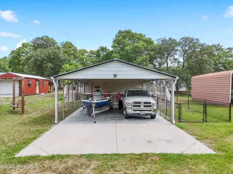 3220 Woodlawn Avenue SW Supply NC 28462