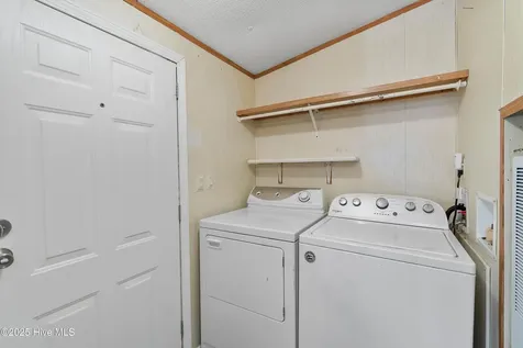 3220 Woodlawn Avenue SW Supply NC 28462