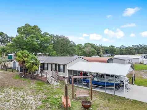 3220 Woodlawn Avenue SW Supply NC 28462
