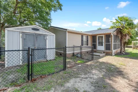 3220 Woodlawn Avenue SW Supply NC 28462