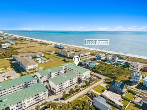 105 SE 58th Street Oak Island NC 28465