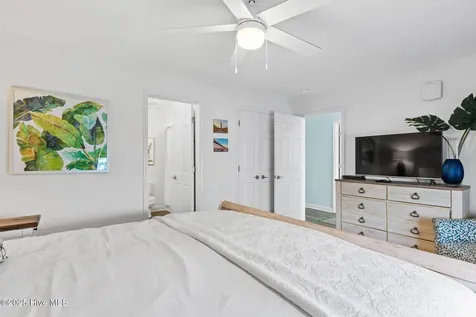 105 SE 58th Street Oak Island NC 28465