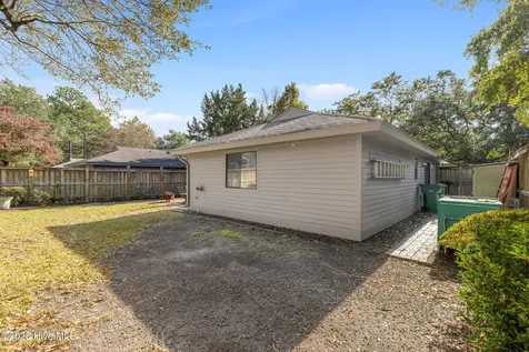 1305 Two Mile Circle E Wilmington NC 28405