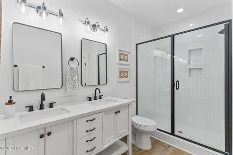 4211 Spirea Drive Wilmington NC 28403