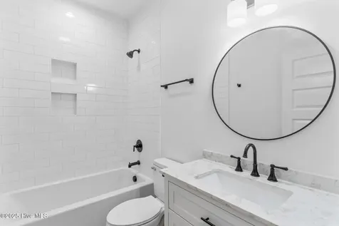4211 Spirea Drive Wilmington NC 28403