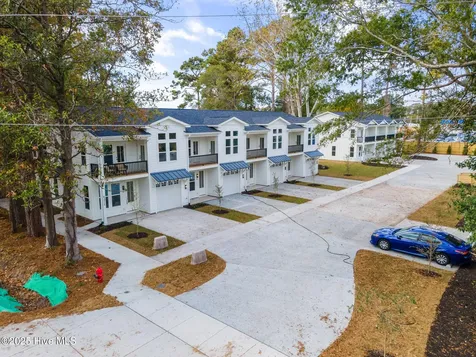 4211 Spirea Drive Wilmington NC 28403