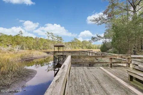 4998 Alamance Drive SE Southport NC 28461