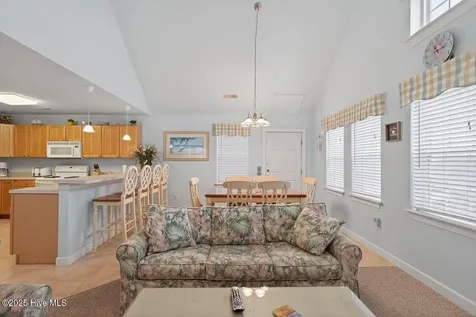 206 E Palmetto Street Kill Devil Hills NC 27948