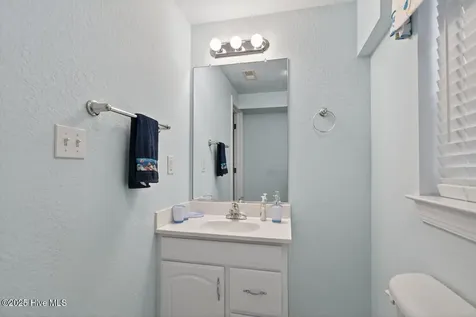 206 E Palmetto Street Kill Devil Hills NC 27948
