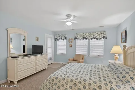 206 E Palmetto Street Kill Devil Hills NC 27948