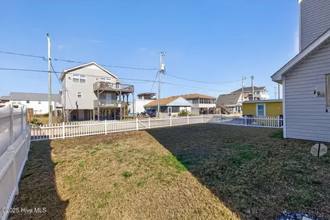 206 E Palmetto Street Kill Devil Hills NC 27948