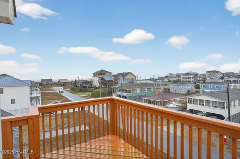 206 E Palmetto Street Kill Devil Hills NC 27948