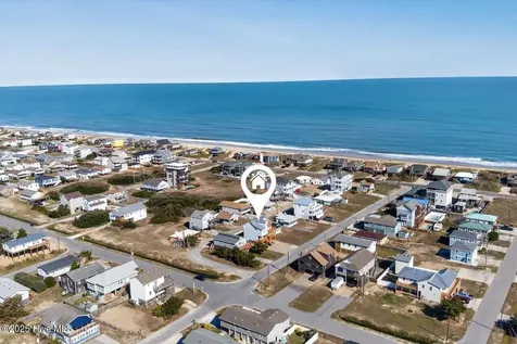 206 E Palmetto Street Kill Devil Hills NC 27948