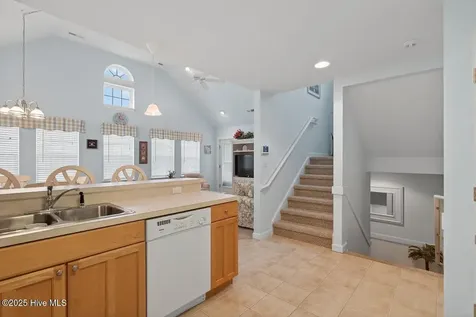 206 E Palmetto Street Kill Devil Hills NC 27948