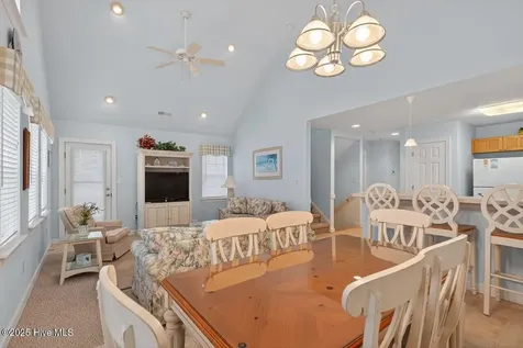 206 E Palmetto Street Kill Devil Hills NC 27948