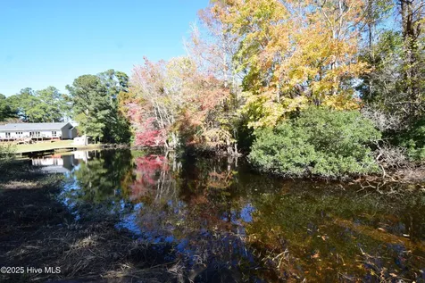 246 Shoreline Drive New Bern NC 28562