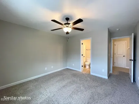 724 Cross Bridge Way Sneads Ferry NC 28460