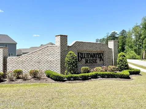 4016 Bluewater Boulevard New Bern NC 28562