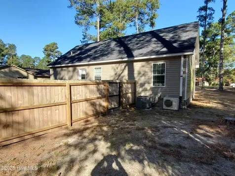 692 Sandhill Drive Dudley NC 28333