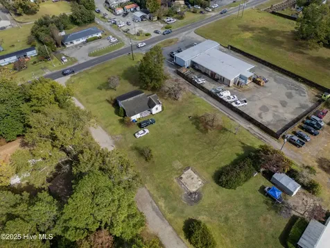 857 Village Road NE Leland NC 28451