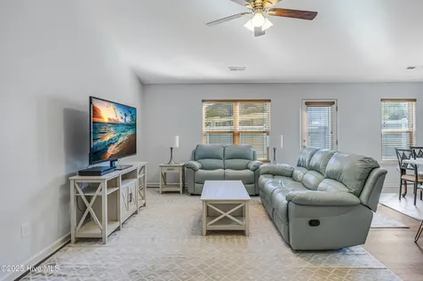 534 Sunset Point Drive SE Bolivia NC 28422
