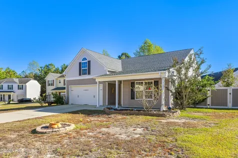 534 Sunset Point Drive SE Bolivia NC 28422