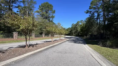 713 Edgeside Drive SE Bolivia NC 28422
