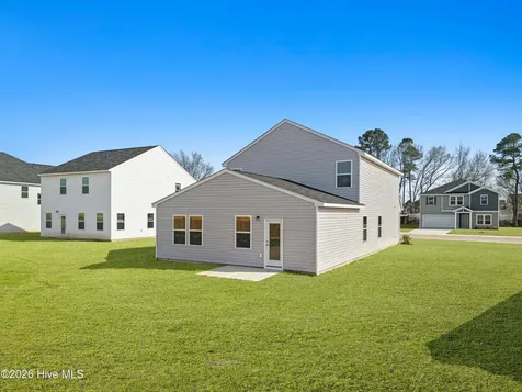 619 S Squires Run Lane Richlands NC 28574