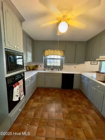 4085 Grimmersburg Street Farmville NC 27828