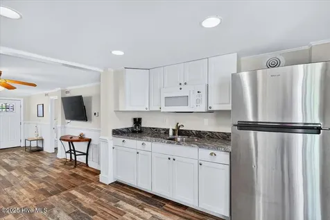 124 Dolphin Drive Holden Beach NC 28462