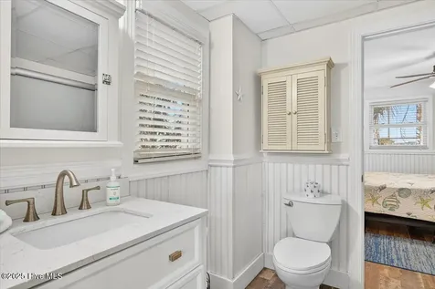 124 Dolphin Drive Holden Beach NC 28462