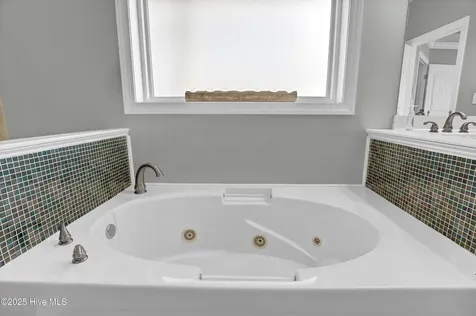 116 Scotch Bonnet Drive North Topsail Beach NC 28460