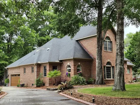 1304 Harbour Watch SW Calabash NC 28467