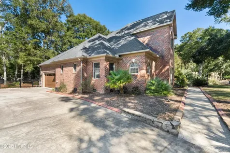 1304 Harbour Watch SW Calabash NC 28467