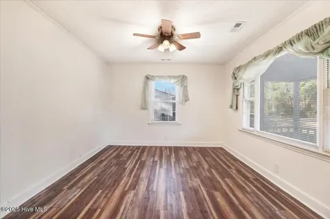 270 Orange Street Kinston NC 28504