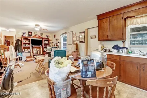 270 Orange Street Kinston NC 28504