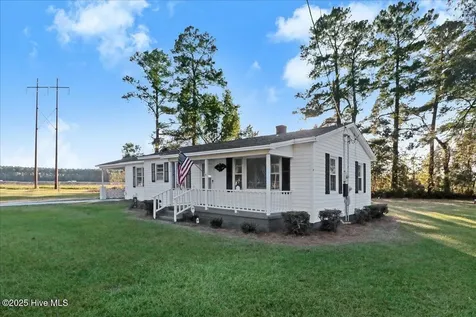 270 Orange Street Kinston NC 28504